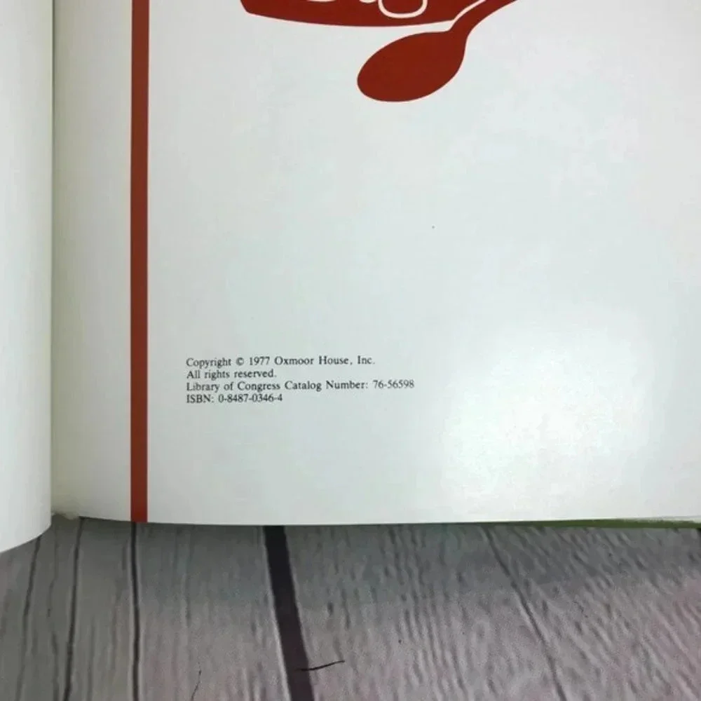 Vintage 1977 Southern Living set cookbook